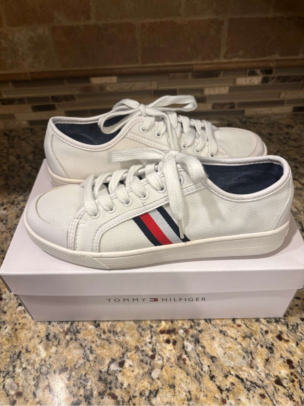 Tommy Hilfiger White Spickey-M Low-Top Sneakers with Red & Blue Stripe-6.5